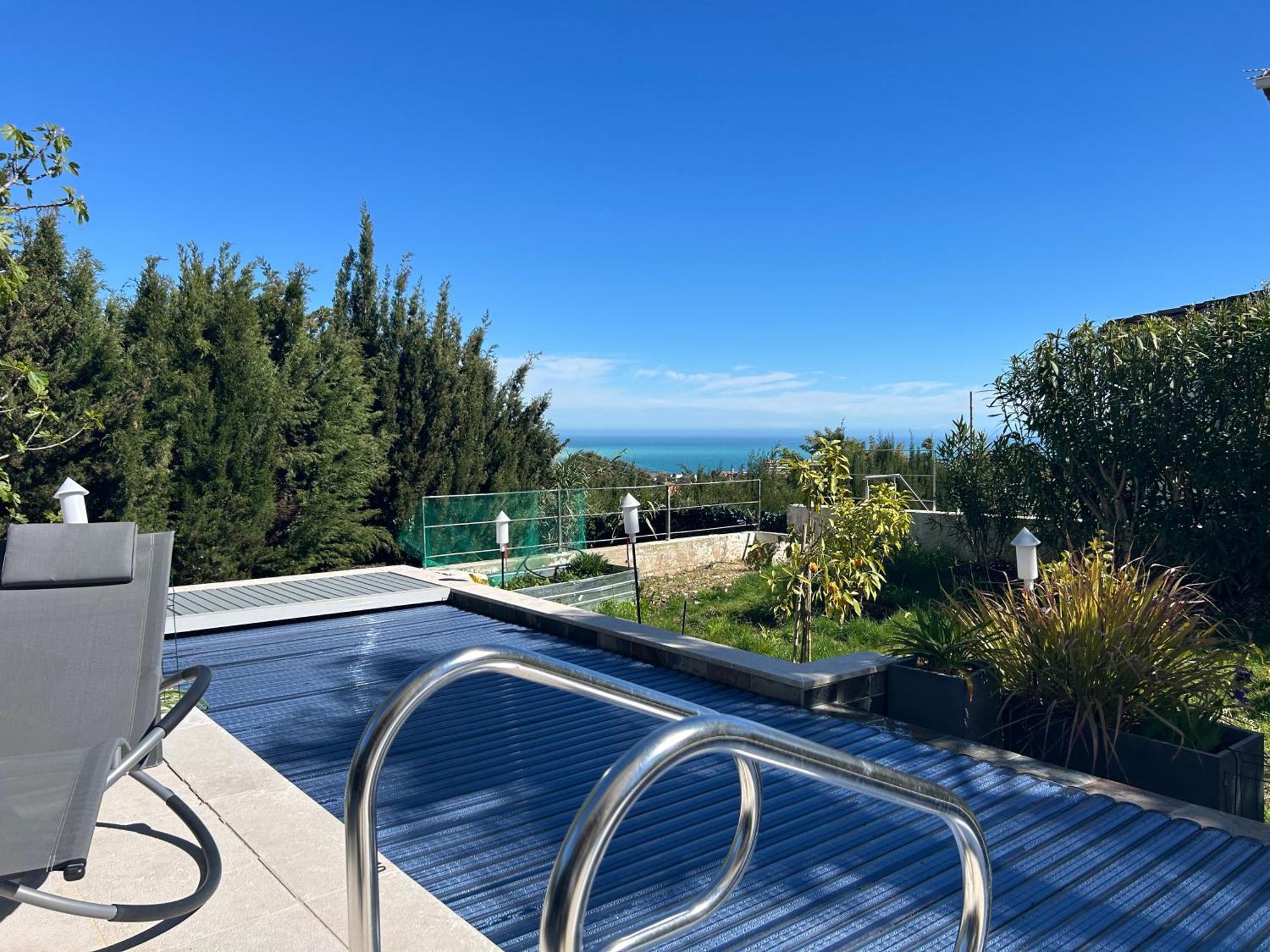 Cottage Marin Avec Vue Mer Ницца Экстерьер фото